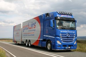 9 container removal truck